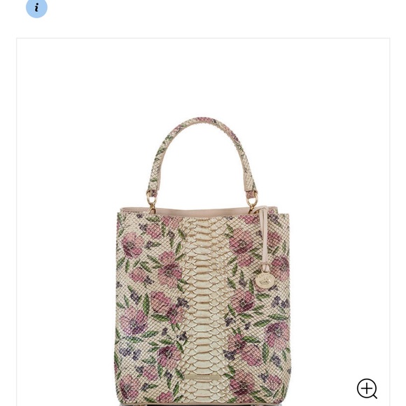 SOLD!!   Amelia in Ivory  Labyrinth + Pink Icing magnolia! - Picture 13 of 13